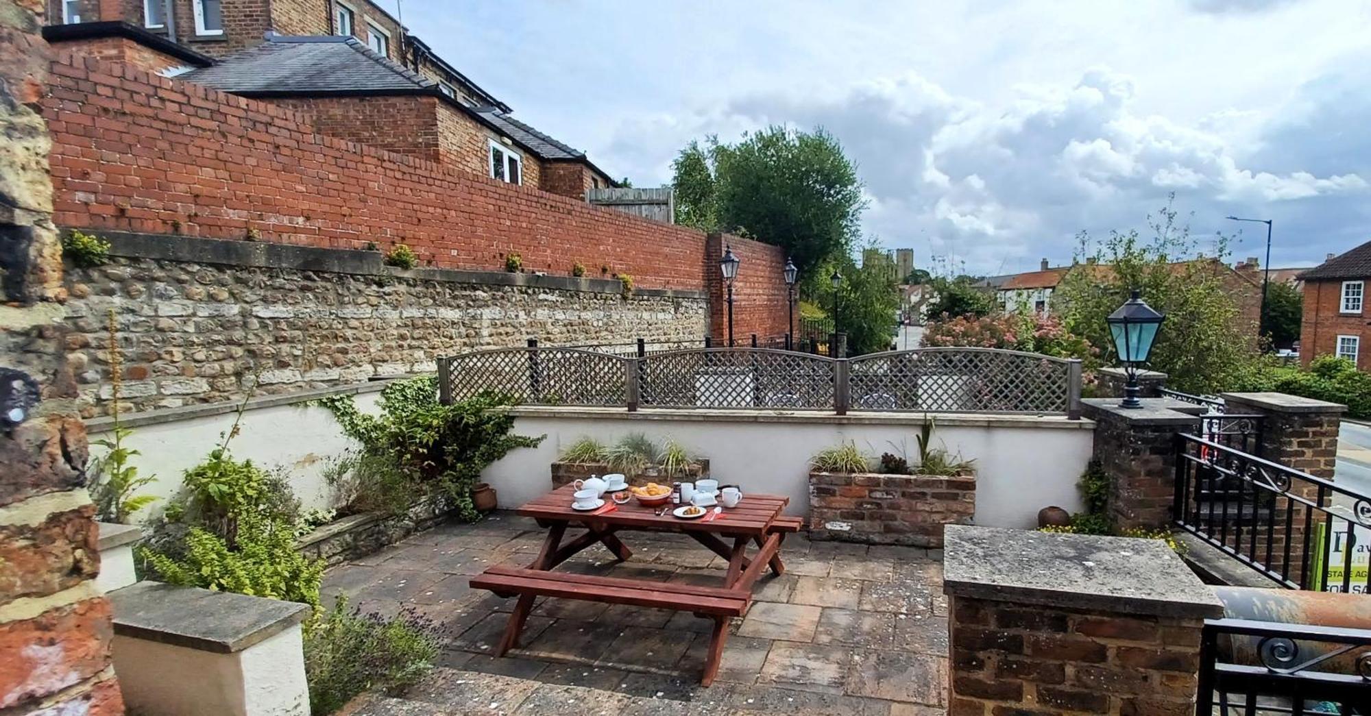 Central Ripon Apartment - View Of The Cathedral! Екстер'єр фото